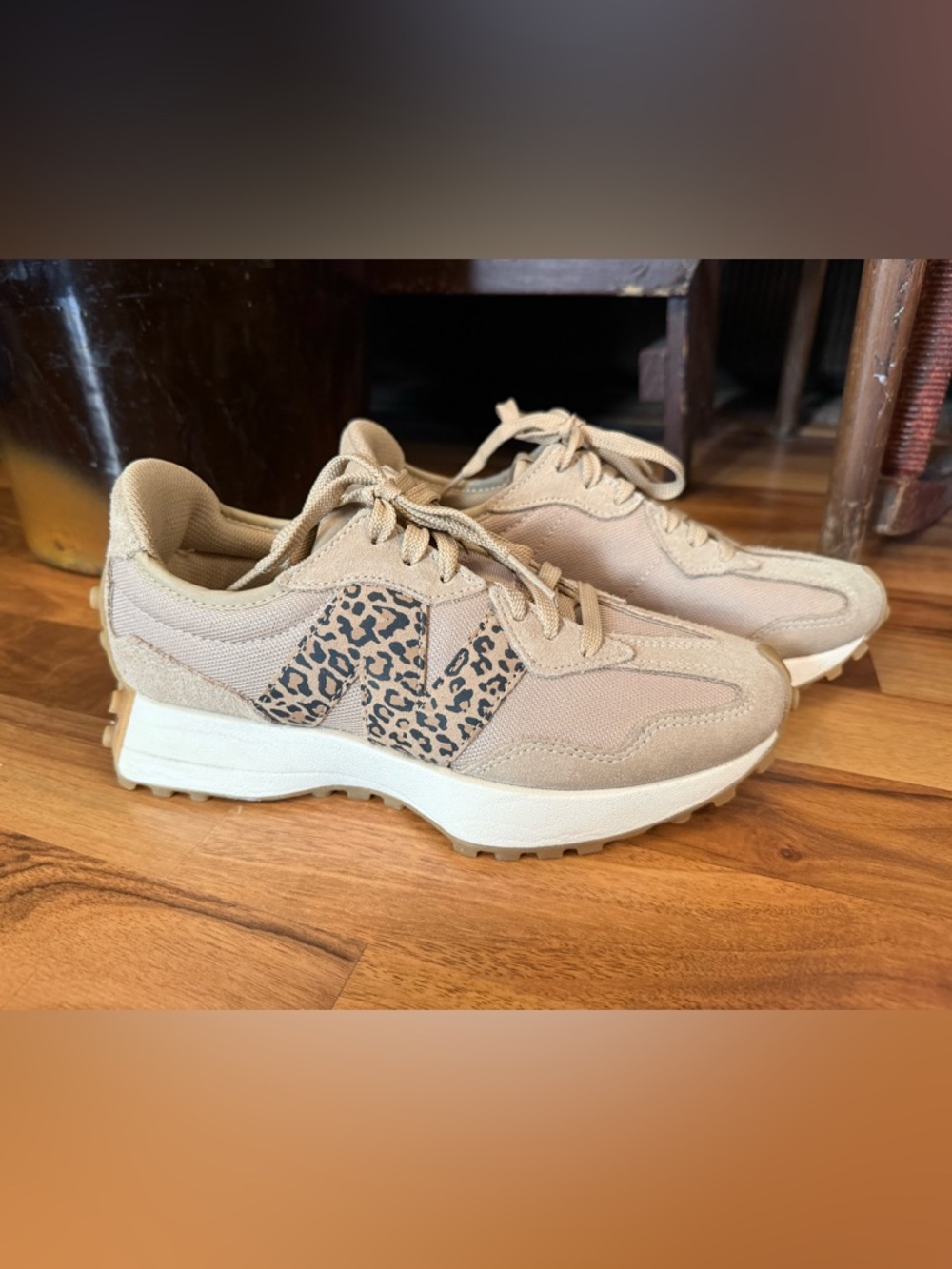 New Balance 327 women's trainers shoes sneakers tan beige leopard Sz 7